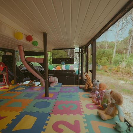 The Amazing Inacio Bus Converted Home ซินตรา ภายนอก รูปภาพ