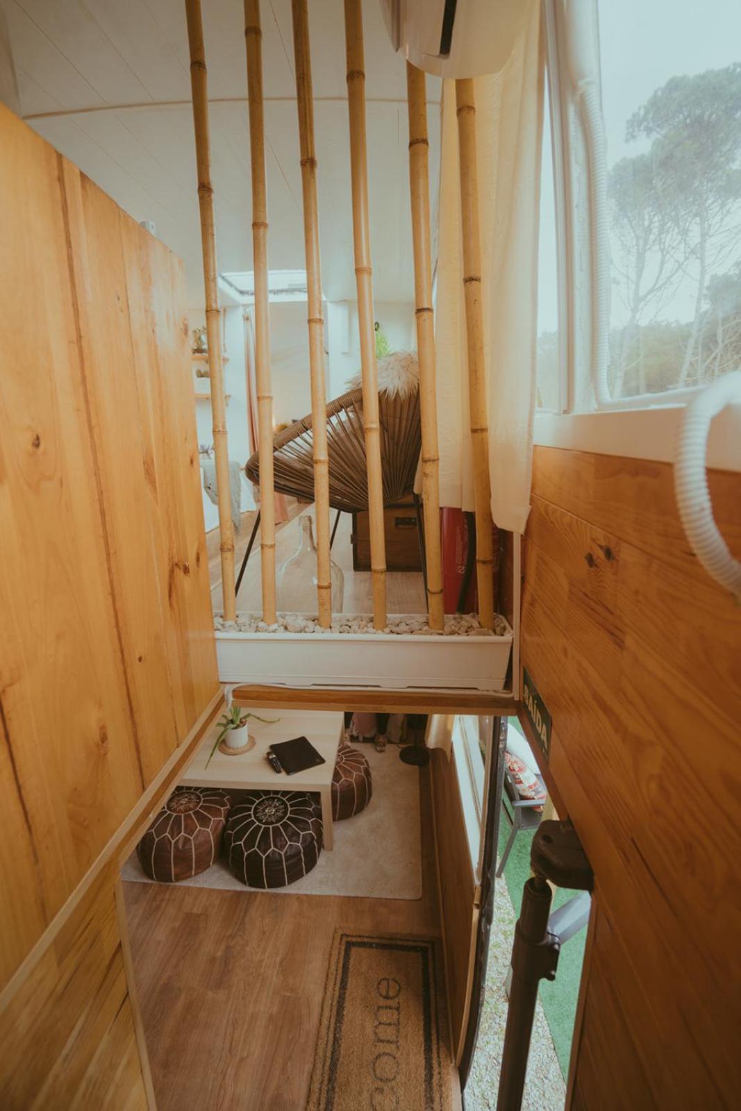 The Amazing Inacio Bus Converted Home ซินตรา ภายนอก รูปภาพ